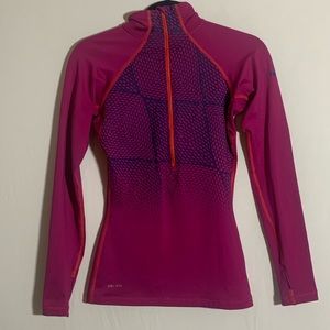 Nike Pro Sri-fit half zip up pullover